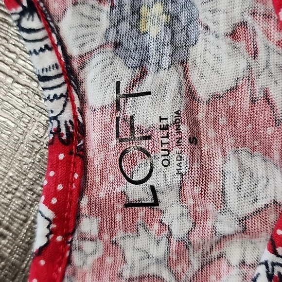 💋 LOFT floral Tank Top 💋 - Picture 2 of 4